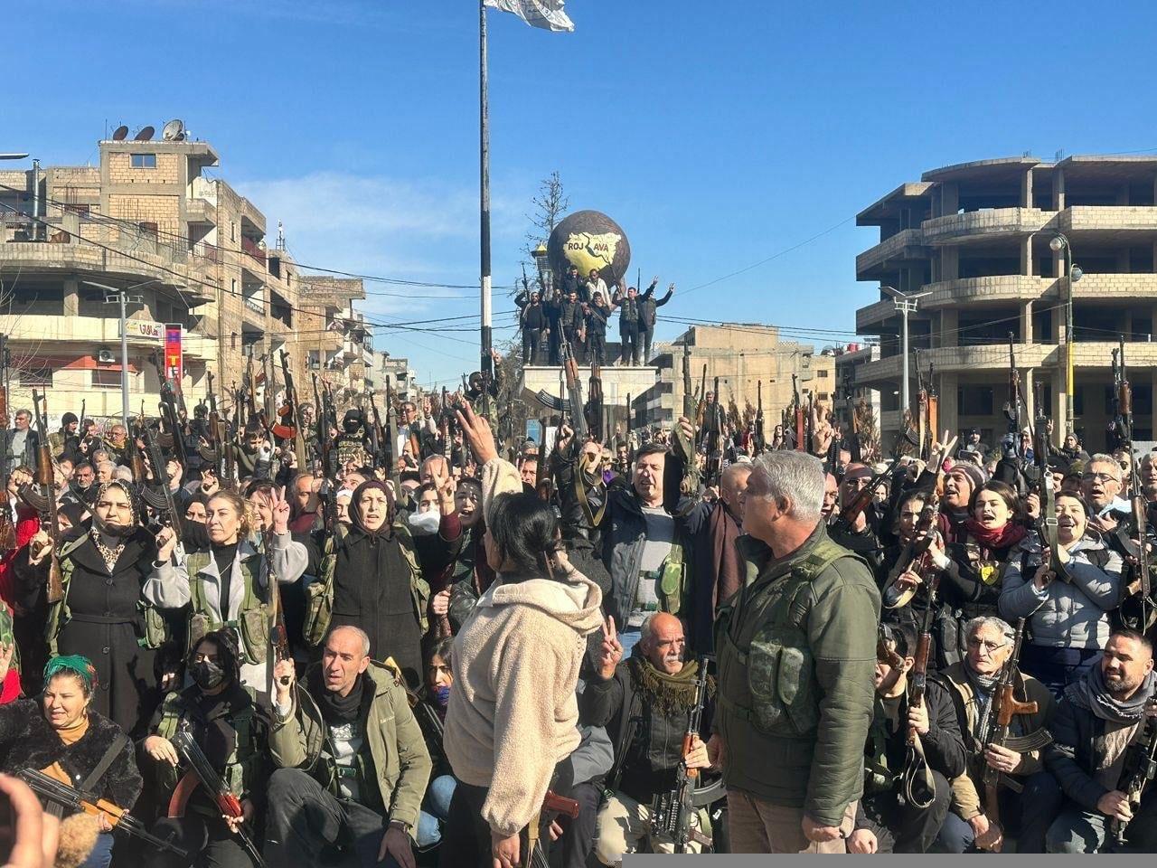 Rożawa i Syria w stanie wojny. Ocena polityczna